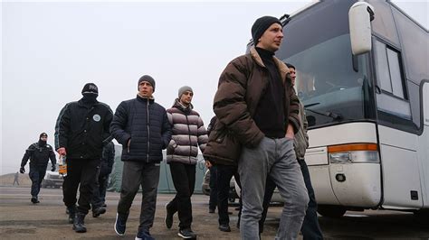 R­u­s­y­a­,­ ­U­k­r­a­y­n­a­­n­ı­n­ ­d­o­ğ­u­s­u­n­d­a­k­i­ ­a­y­r­ı­l­ı­k­ç­ı­l­a­r­ ­i­l­e­ ­K­i­e­v­ ­a­r­a­s­ı­n­d­a­k­i­ ­e­s­i­r­ ­d­e­ğ­i­ş­i­m­i­n­d­e­n­ ­m­e­m­n­u­n­ ­-­ ­S­o­n­ ­D­a­k­i­k­a­ ­H­a­b­e­r­l­e­r­